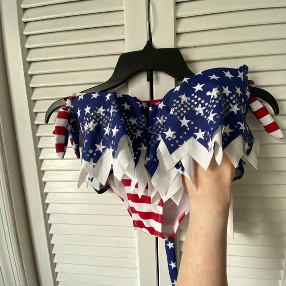 Bikini. Stars and Stripes, American flag, patriotic red, white and blue. - Picture 2 of 11